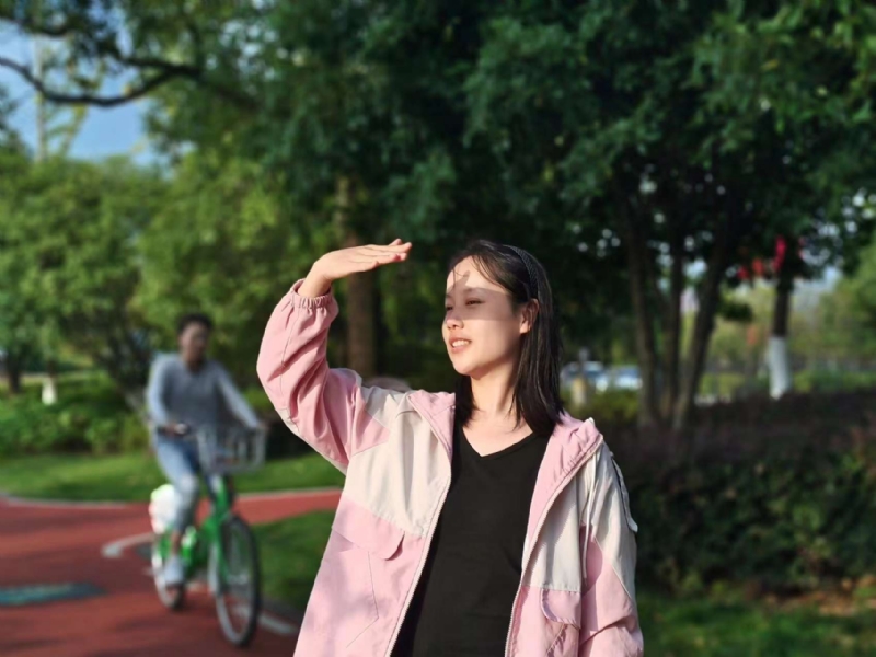 达拉崩吧的第一张照片--宿迁相亲服务中心