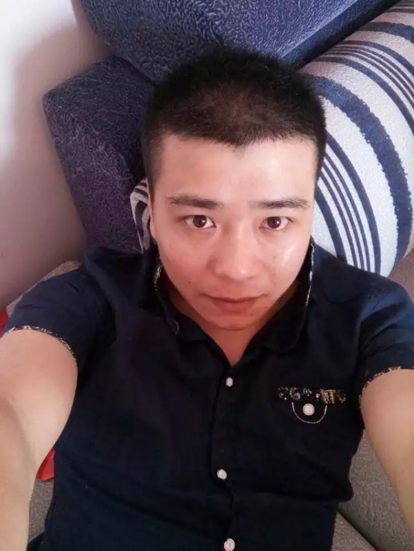 漫步的面包的第一张照片--宿迁相亲服务中心