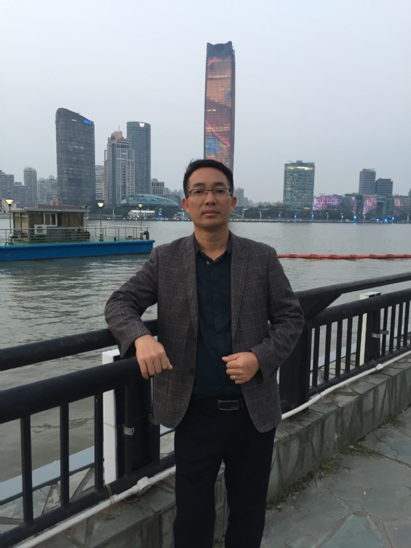 风月无边的第一张照片--宿迁相亲服务中心