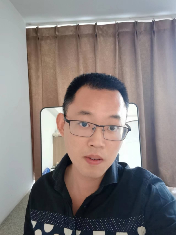 lips11的第一张照片--宿迁相亲服务中心