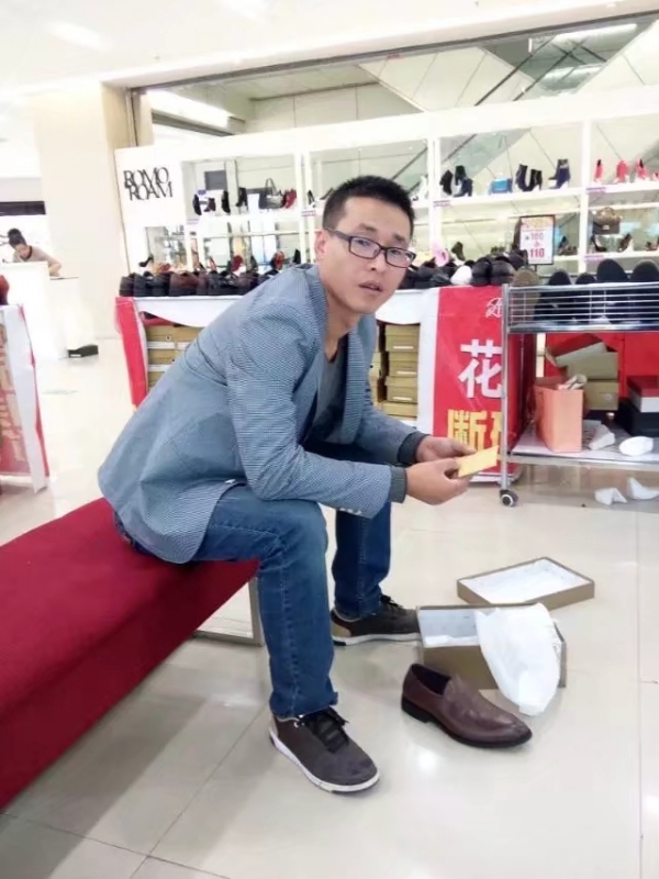 借我你的手的第一张照片--宿迁相亲服务中心