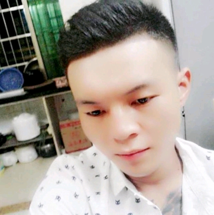 子龙的第一张照片--宿迁相亲服务中心