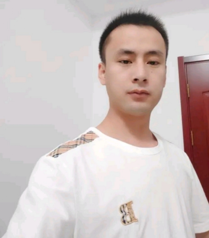 海阔天空的第一张照片--宿迁相亲服务中心