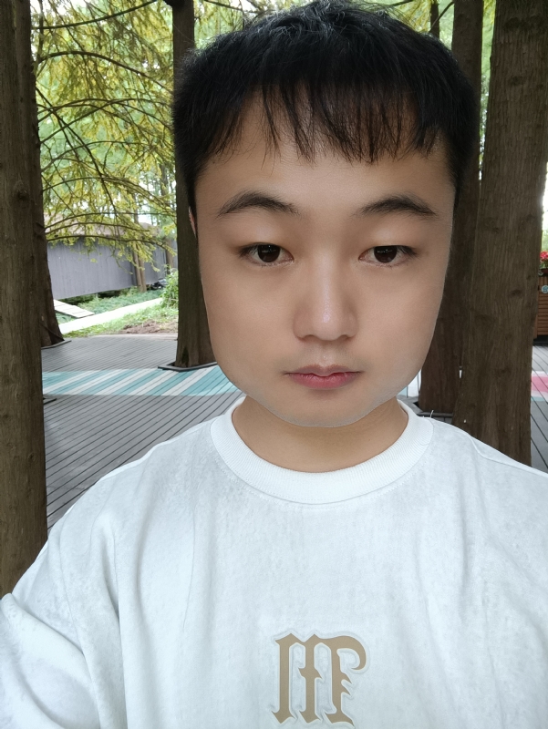 故人似的第一张照片--宿迁相亲服务中心