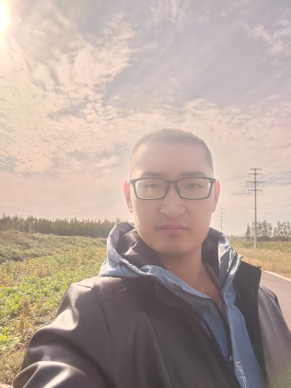 温暖胸膛的第一张照片--宿迁相亲服务中心