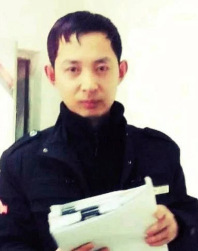 风雨中有你的第一张照片--宿迁相亲服务中心