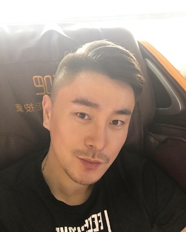 郑Sir的第二张照片--宿迁相亲服务中心