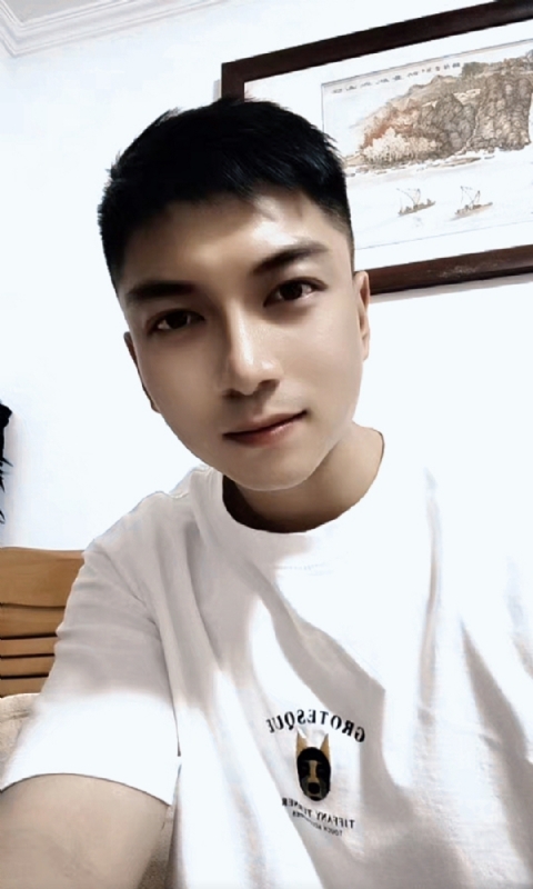 正直的火焰的第一张照片--宿迁相亲服务中心