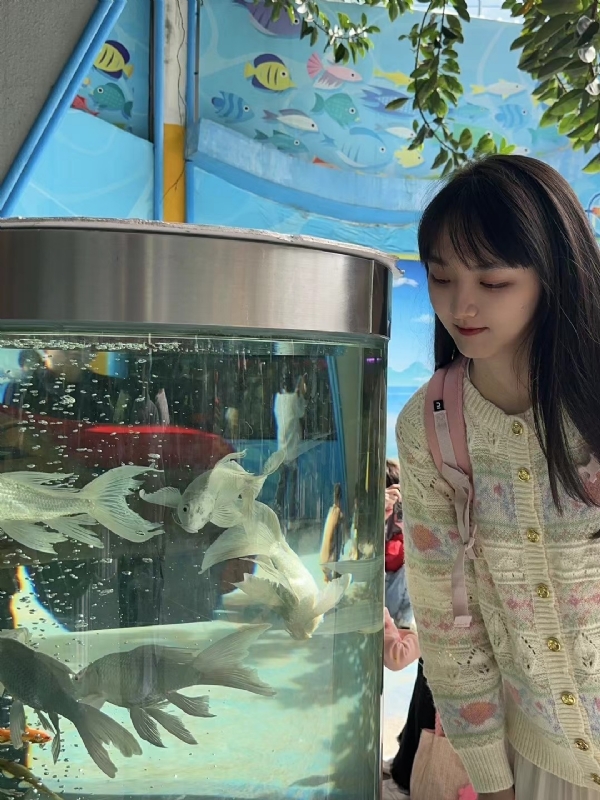 yiyi的第一张照片--宿迁相亲服务中心