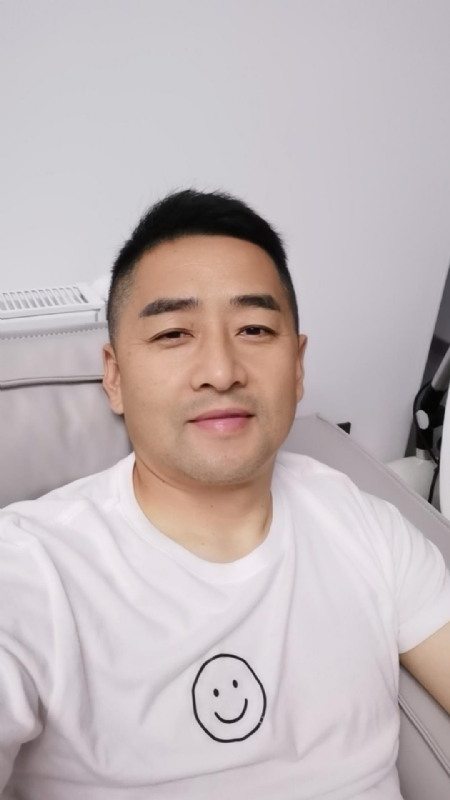 向阳而生的第一张照片--宿迁相亲服务中心