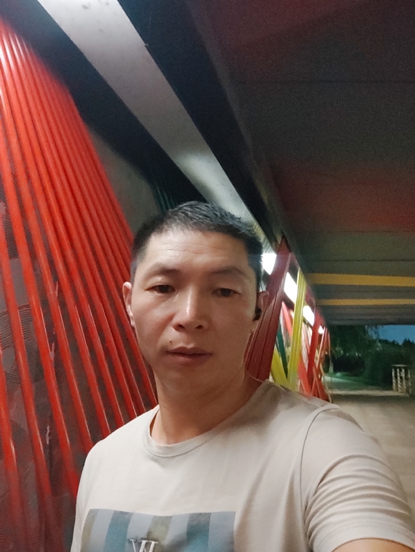 夜猫的第一张照片--宿迁相亲服务中心