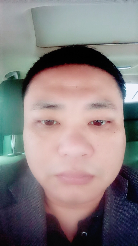 向日葵的第一张照片--宿迁相亲服务中心