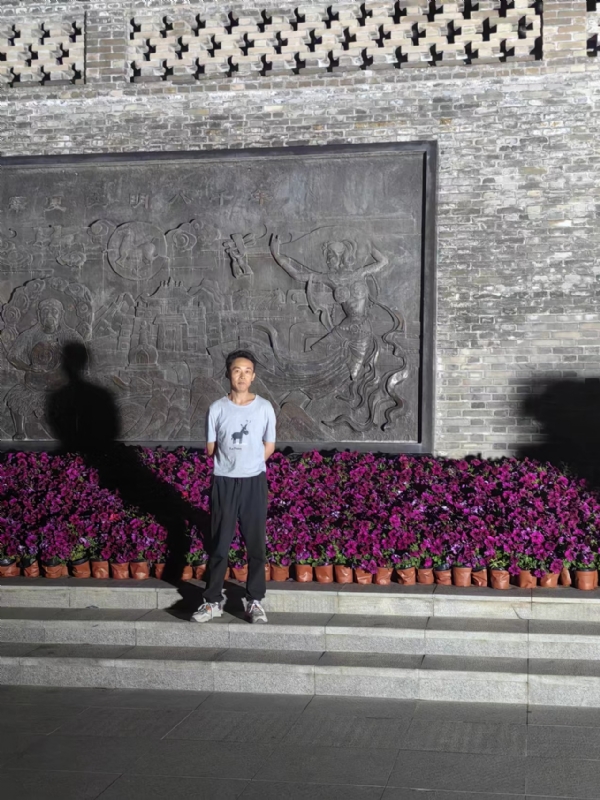 威风凛凛的第一张照片--宿迁相亲服务中心