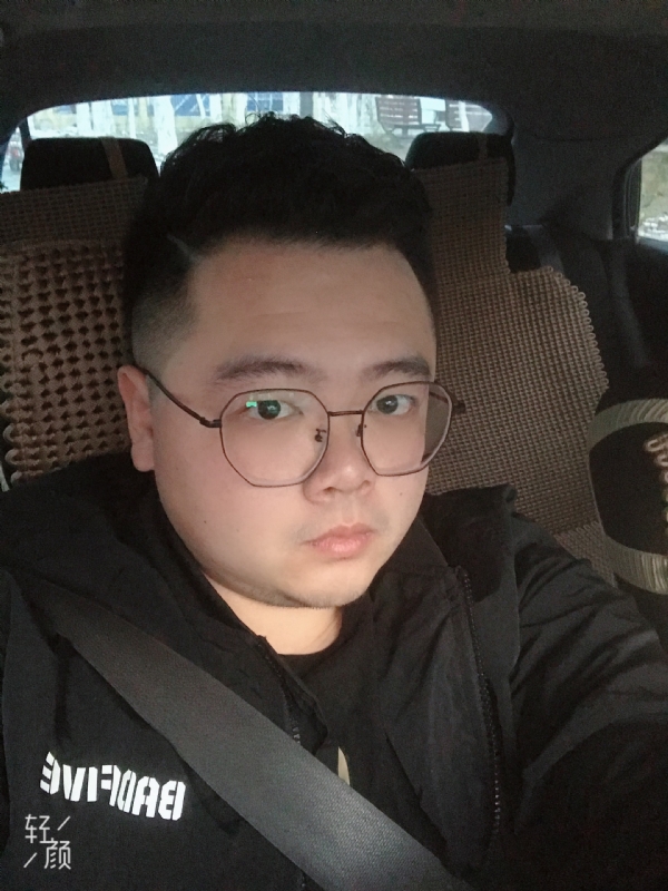 欢笑的第一张照片--宿迁相亲服务中心