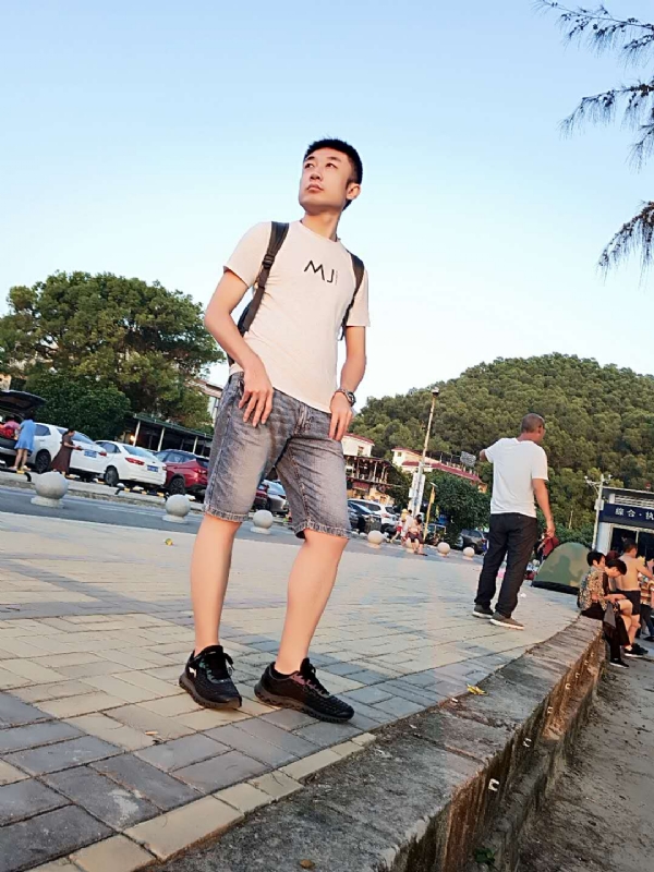 俊皓的第二张照片--宿迁相亲服务中心