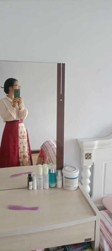 伊落梅雪笺的第一张照片--宿迁相亲服务中心