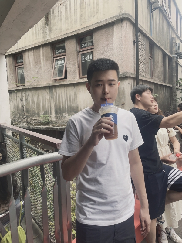 尚龙的第二张照片--宿迁相亲服务中心