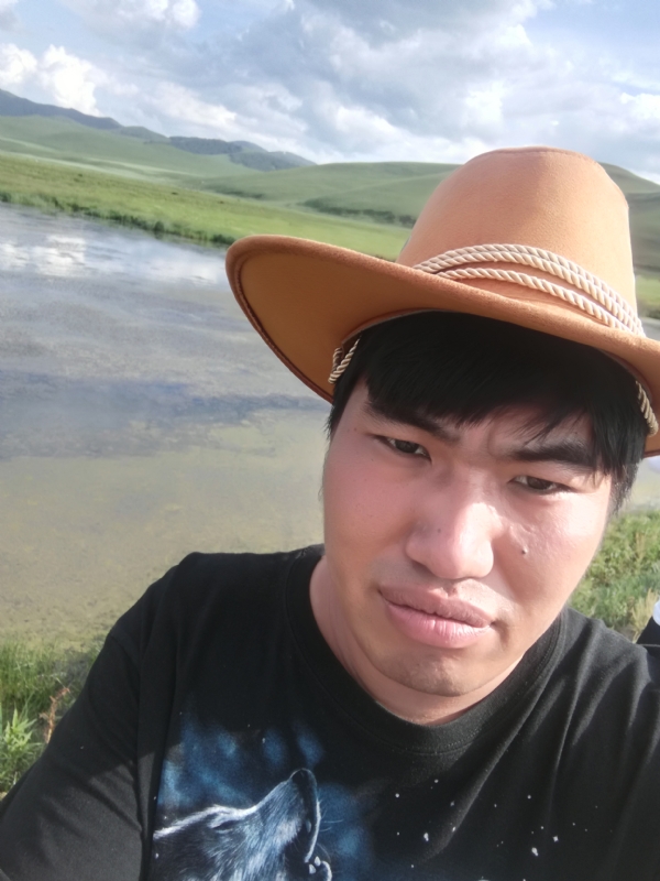 LOVE的誓言的第一张照片--宿迁相亲服务中心