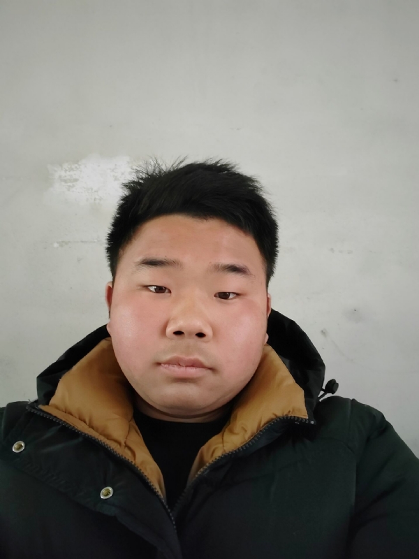 精神饱满的第四张照片--宿迁相亲服务中心