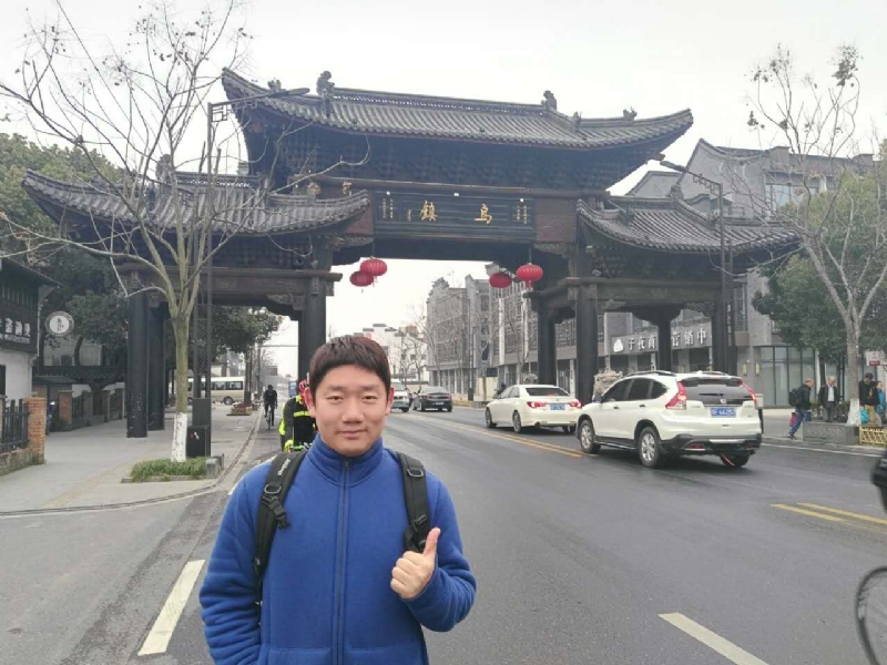 秋风秋雨的第一张照片--宿迁相亲服务中心