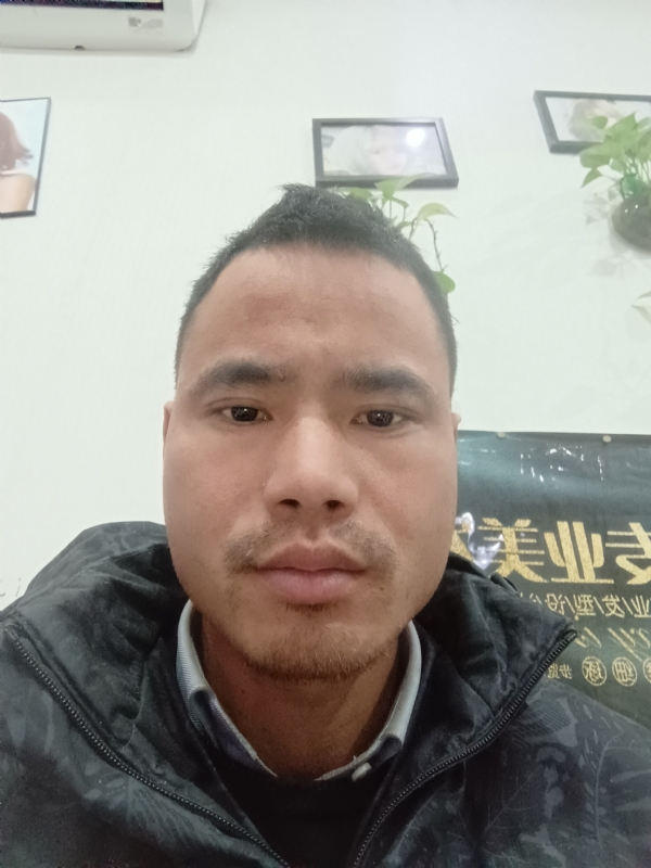 liuliyong的第一张照片--宿迁相亲服务中心