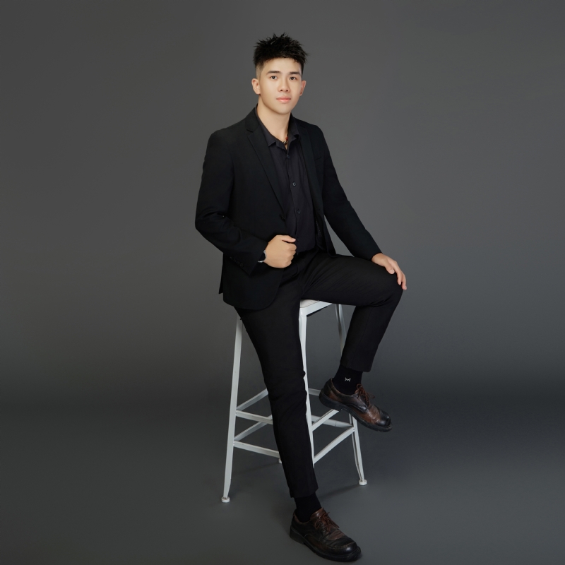 阿龙设计师的第五张照片--宿迁相亲服务中心