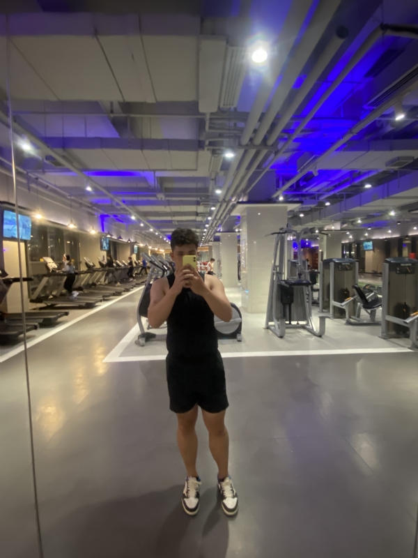 阿龙设计师的第六张照片--宿迁相亲服务中心