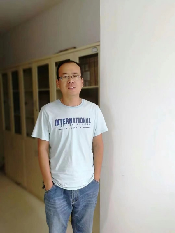 黄土麦田的第二张照片--宿迁相亲服务中心