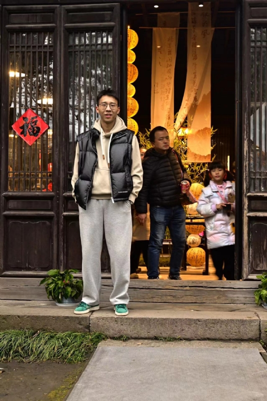 浦江小后生的第一张照片--宿迁相亲服务中心