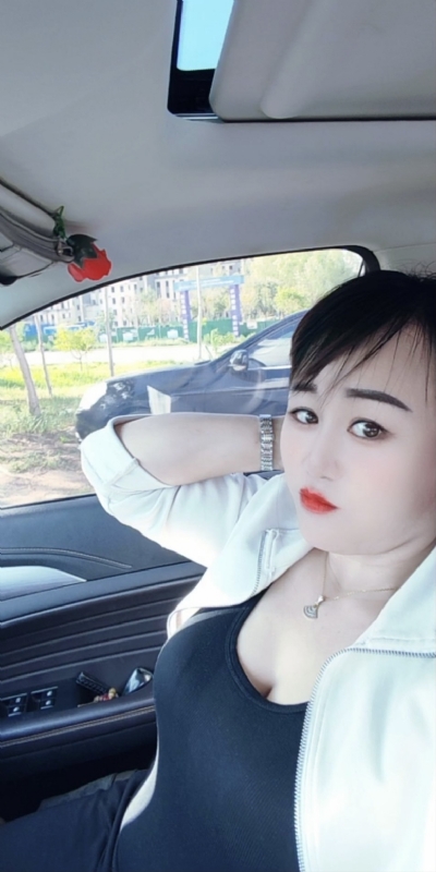 王芳燕的第四张照片--宿迁相亲服务中心