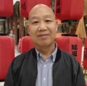 教师作家诗人的第一张照片--宿迁相亲服务中心