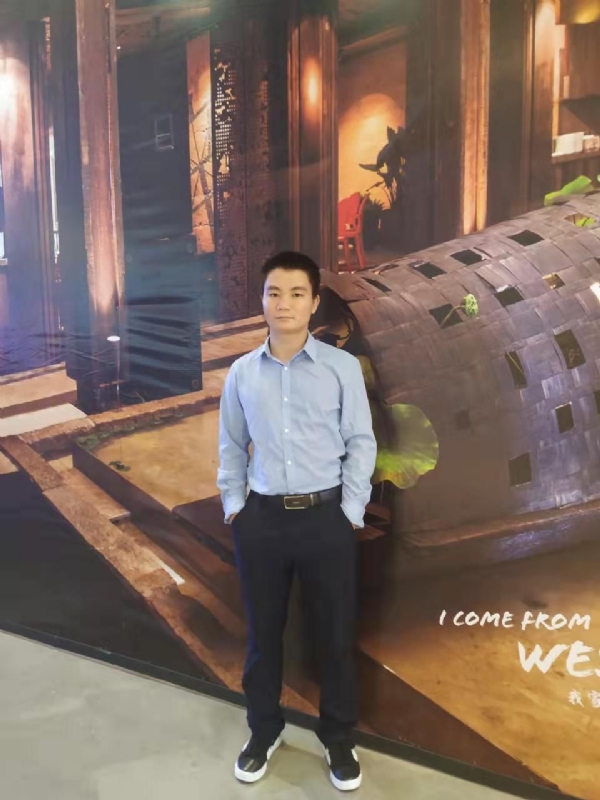 梧桐枫叶的第一张照片--宿迁相亲服务中心