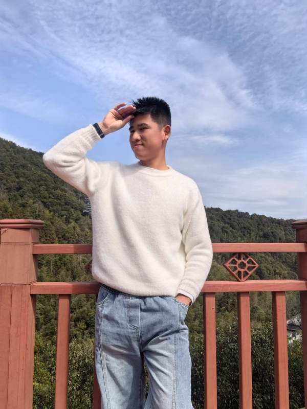 颜SEME的第一张照片--宿迁相亲服务中心