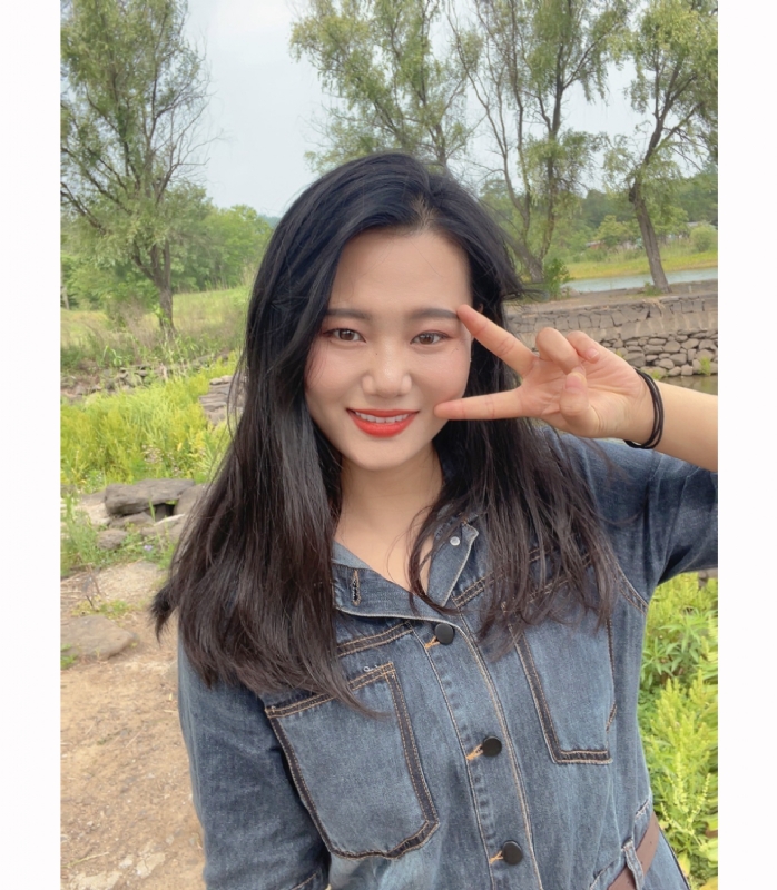 月亮的第一张照片--宿迁相亲服务中心