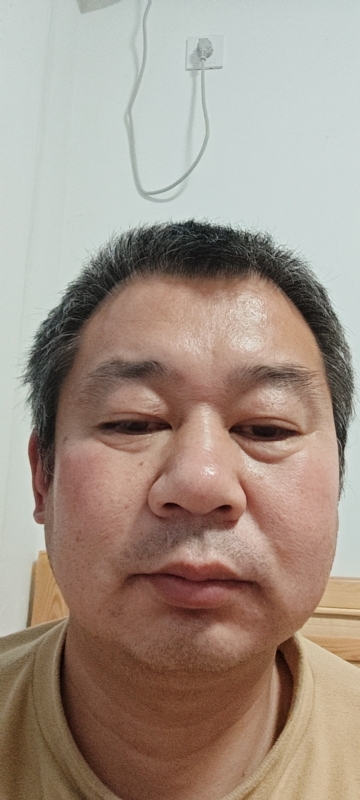 龙万的第一张照片--宿迁相亲服务中心