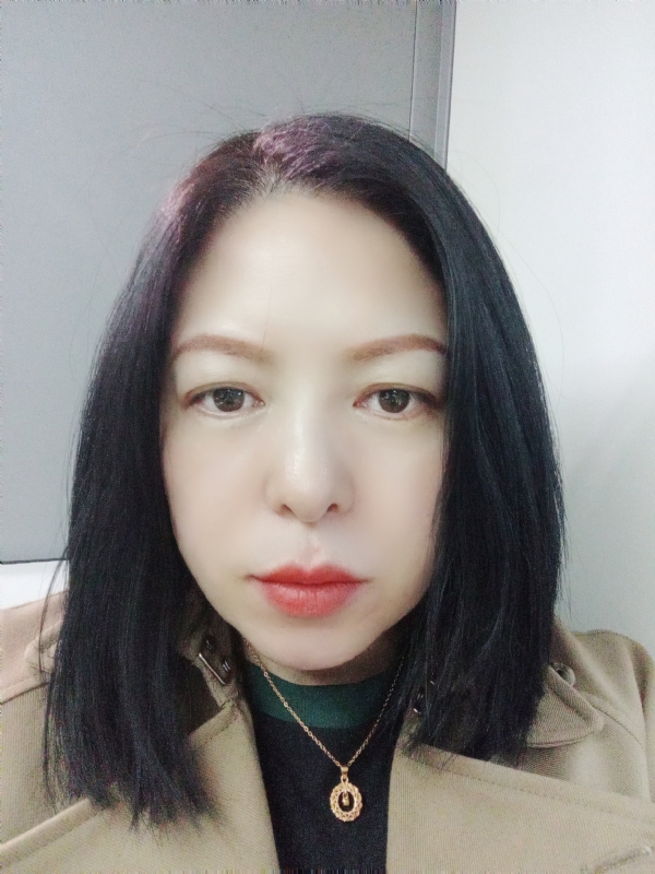 尘颜的第一张照片--宿迁相亲服务中心