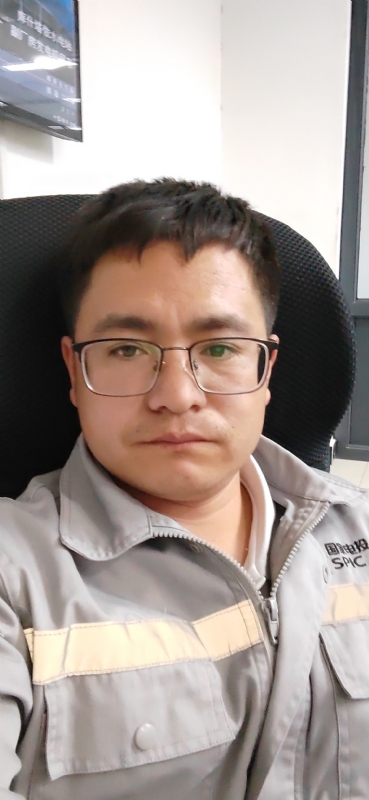 苏先生的第三张照片--宿迁相亲服务中心