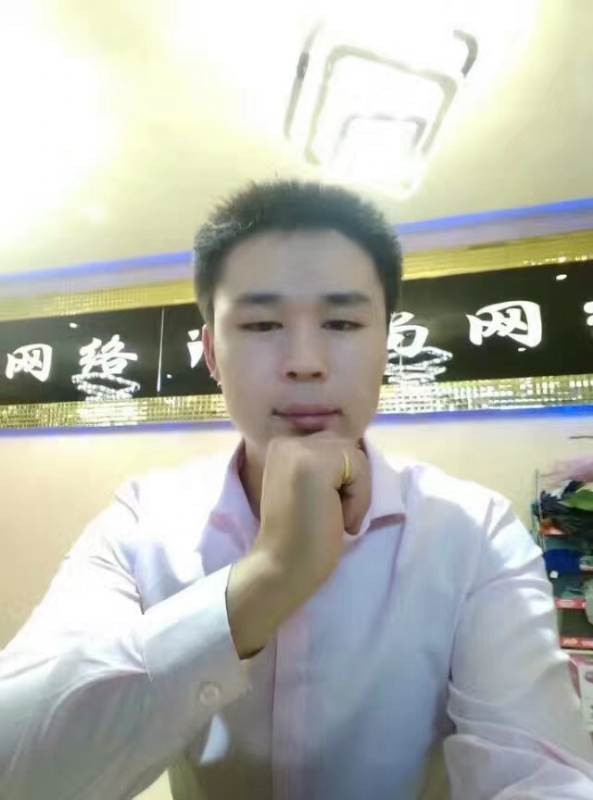 沉默寡言的第一张照片--宿迁相亲服务中心