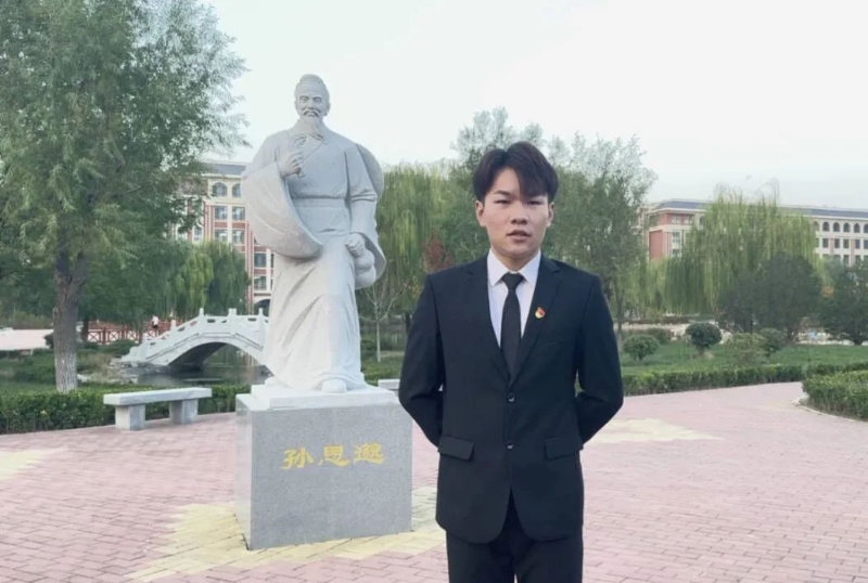 尚明月的第一张照片--宿迁相亲服务中心