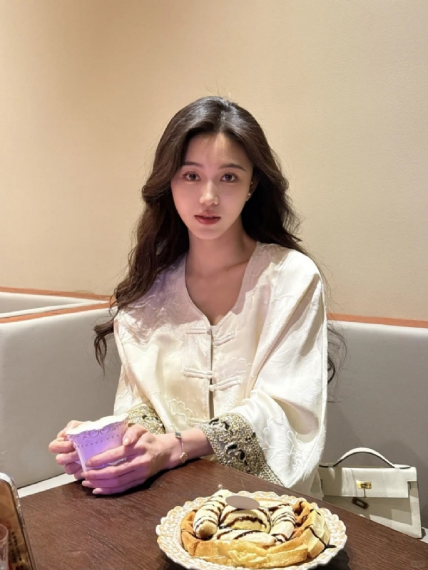 Anna的第二张照片--宿迁相亲服务中心