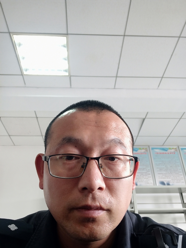 布鲁斯贺的第三张照片--宿迁相亲服务中心