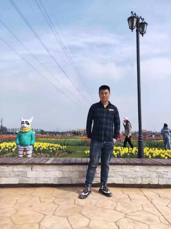 海阔天空的第一张照片--宿迁相亲服务中心