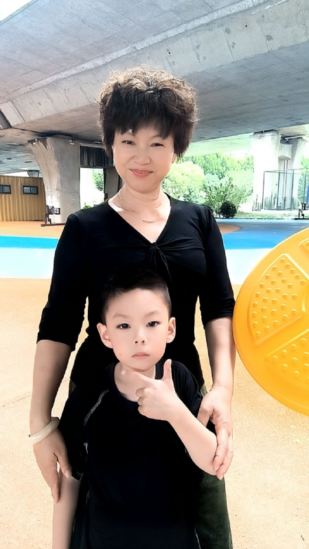 火凤凰的第一张照片--宿迁相亲服务中心