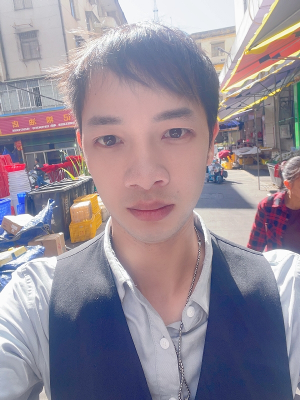 zengwanyou1995的第一张照片--宿迁相亲服务中心