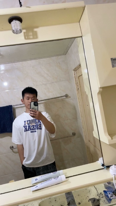 哈哈的第一张照片--宿迁相亲服务中心