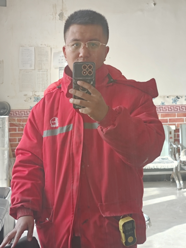 鹤某的第二张照片--宿迁相亲服务中心