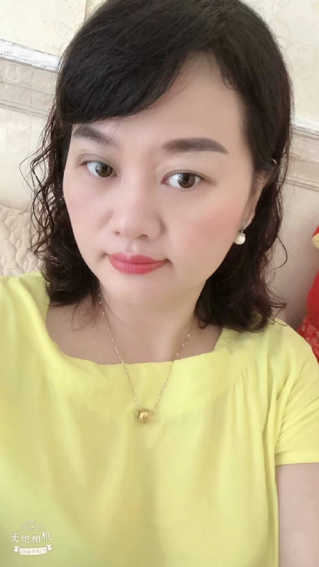 微笑的第一张照片--宿迁相亲服务中心