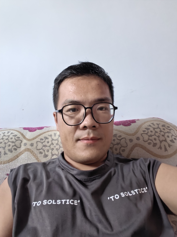 卫TF的第一张照片--宿迁相亲服务中心