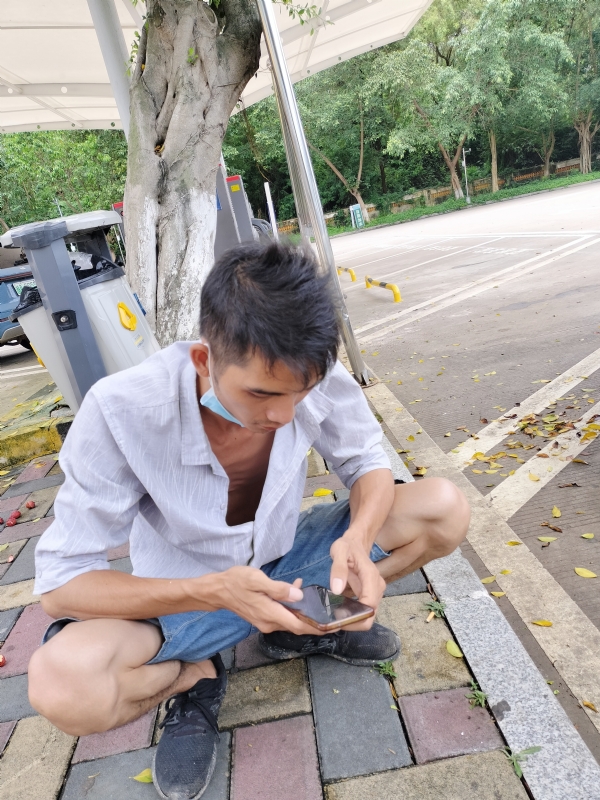 太累了的第一张照片--宿迁相亲服务中心