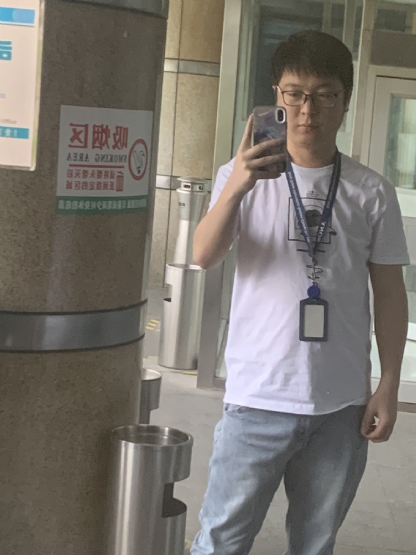 潜伏的第一张照片--宿迁相亲服务中心